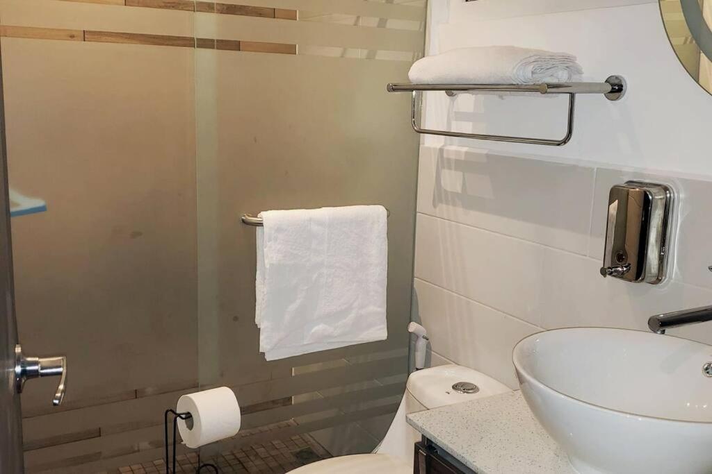 Torre Pamplona 409 -Nuevo Y Comodo- Apartamento Guatemala-Stadt Exterior foto